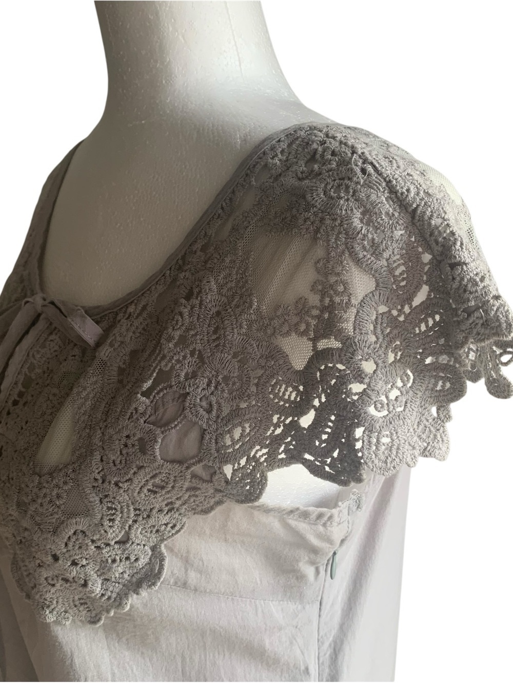 Solitaire Lace & Tie front Tunic Blouse Elegant Feminine Bridgerton Pale Grey M - Picture 6 of 10
